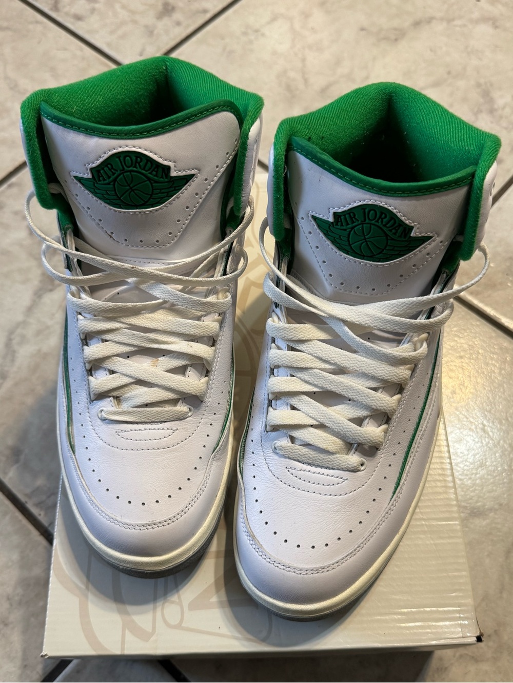 Air Jordan 2s White & Green High Top Sneakers (Lucky 2s 🍀)